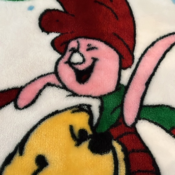 Pooh bear & piglet fleecy blanket  Throw for babies crib and child’s bed. - Picture 2 of 5